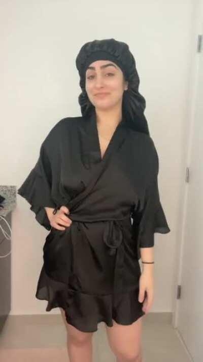 Bad Biddie Buss'n it