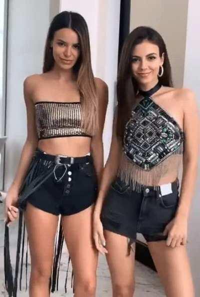 Wiggling at Coachella