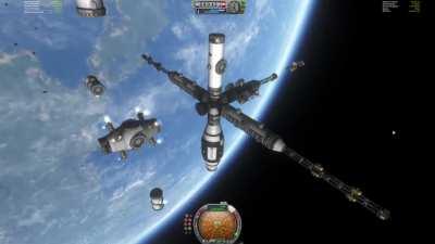 Self assembling space station