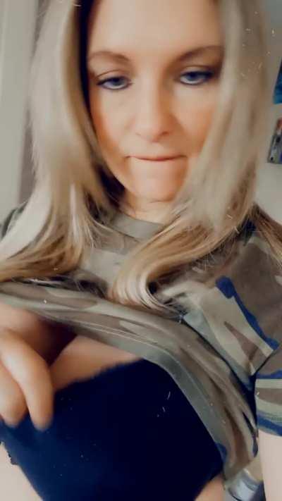 Are men into older women