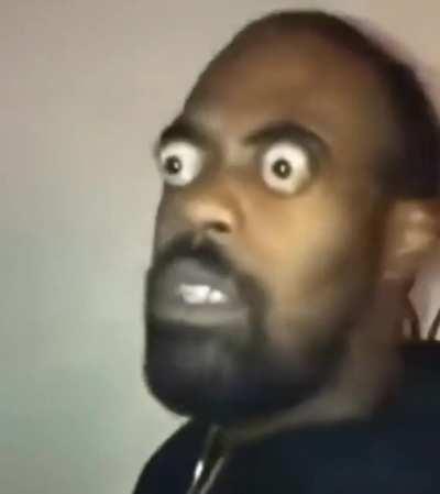 shitting and cuming right now