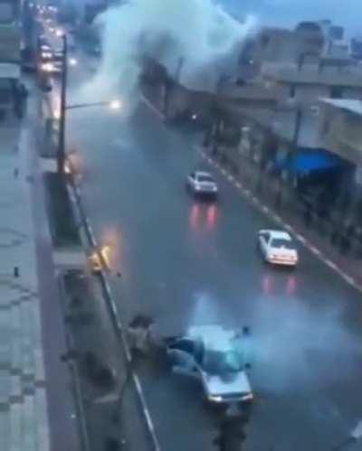 Thanks to a guy named Faraday, the lighting didn't hit the people inside the car 🥰 thanks for saving these people, michael!