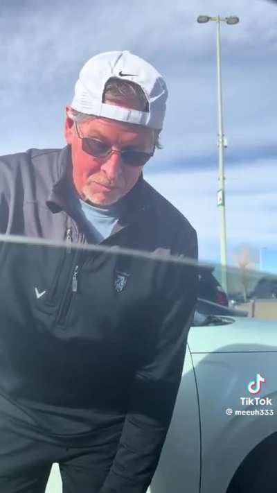 Man at the Park Meadows Mall in Lonetree, CO, attacks women’s during parking disagreement 