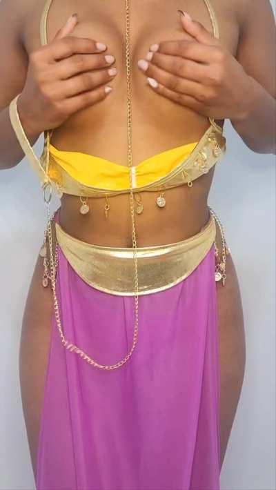 just your favorite little princess, stripping 👸🏽😘