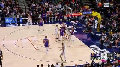 [Highlight] Bones Making Defender Dance Before Hitting Layup