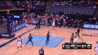 [Highlight] Dillon Brooks leaves his man and the Grizz pay the price