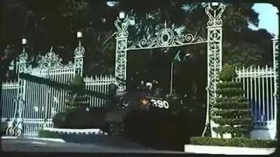 Vietnamese tanker when their girlfriend are home alone