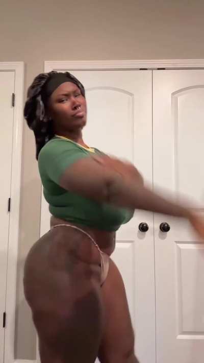 ɾɐɯ ıuuɐʎ is amazing fuckin on camera. She just needs more tapes