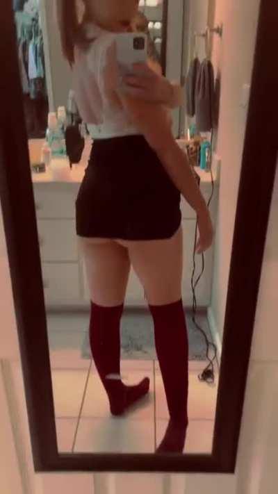 (Iktr) just your girl next door