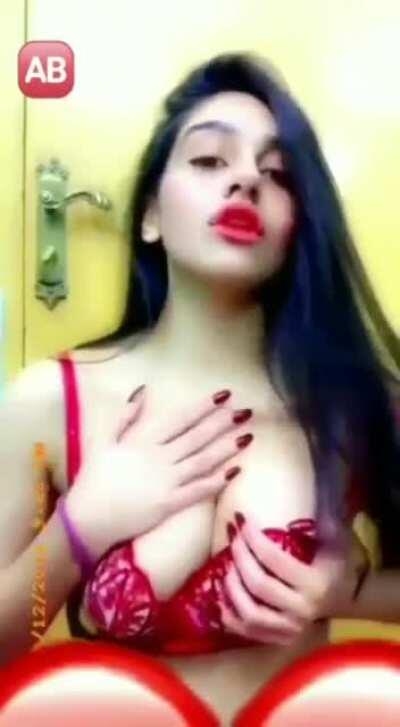 Indian Teen Cute & Seductive Nude Selfie For Her Boyfriend [Video Link in Comments]