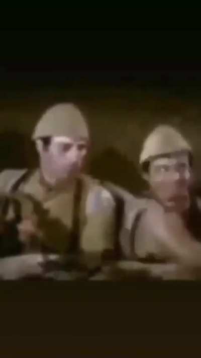 Ramazan, oynak bir şey çal