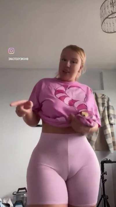 PAWG Got Them Clappas