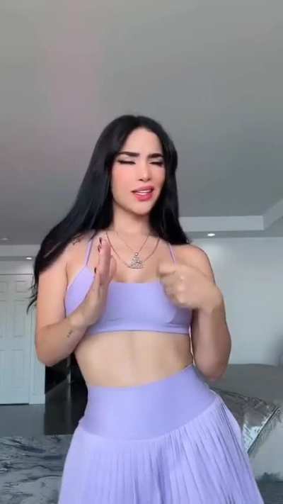 Que preciosa está 😍