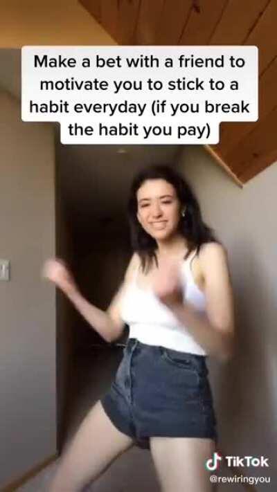 @rewiringyou #hardnipples #braless #pokies