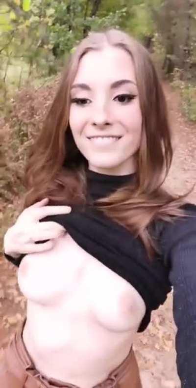 My favorite way to cool down after a long walk 🥰