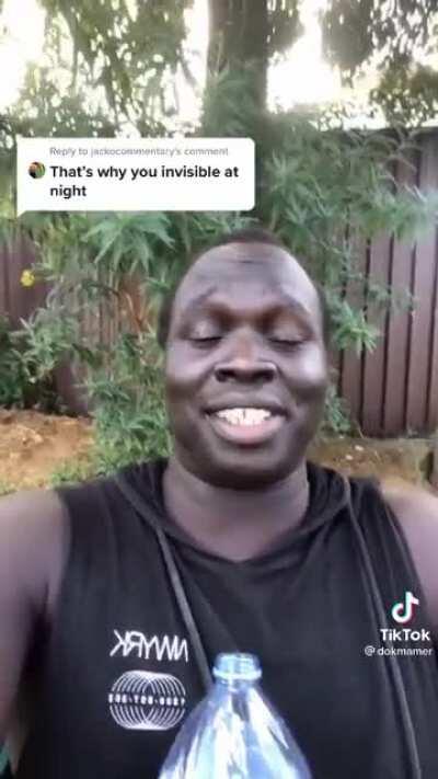 Handles this racism like an absolute chad