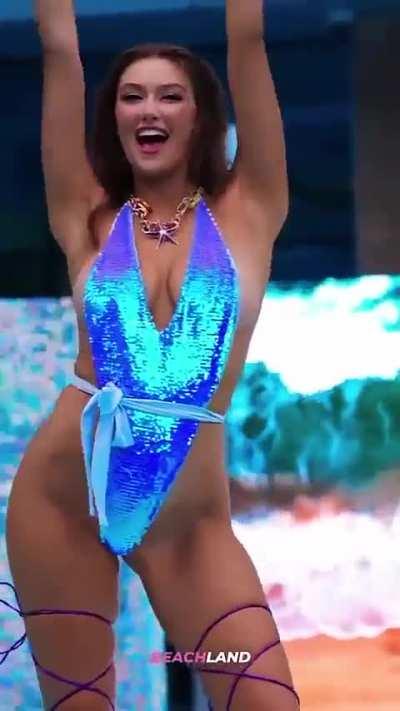 Rachel | runway model | SC | September 2023 