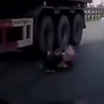 The car who cut and run away.