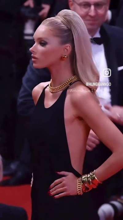 Elsa Hosk by HungVanngo