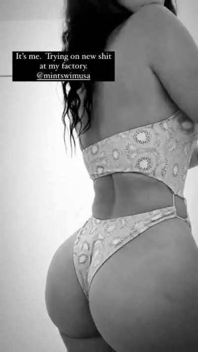 Fine as hell 🔥🔥