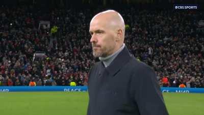 Erik Ten Hag walking towards the tunnel after FT. [Great Walk]