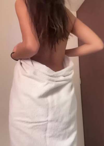 Everything is tiny and cute on me 🥰