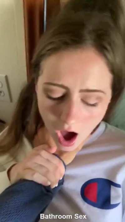 Morning Sex in The Washroom