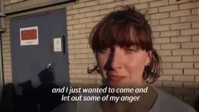 Tesla owner from UK donated their Tesla Model S to a group called 'Everyone Hates Elon' to smash it up for charity. The stunt raised money for local food banks in London.