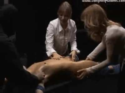 Her friends said safewords don't count when it's 