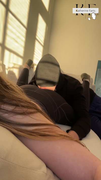 Sweaty and gassy post workout. Those protein powder milkshakes turn my tummy upside down!