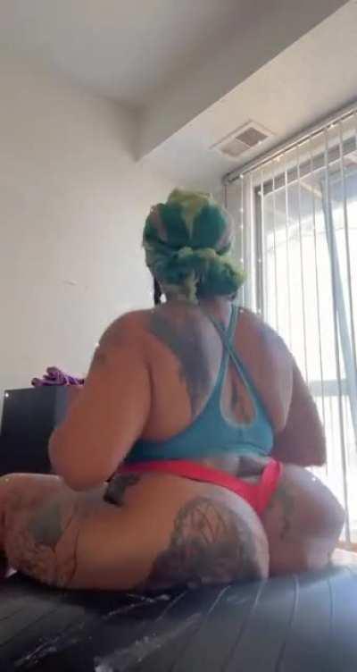 Who’s working out with me? 🥰