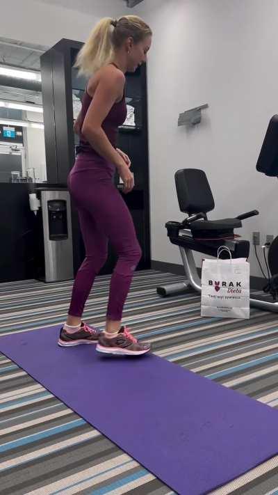 Ula Radwanska - Polish Pro Tennis Player