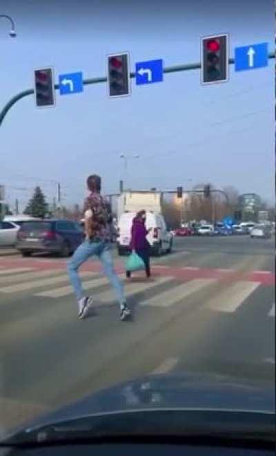 HMB while I breakdance