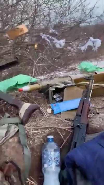 MG-42 is still used. Ukrainian troop's position near Bakhmut.