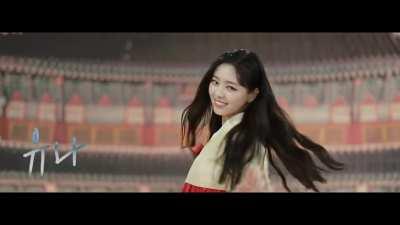 200906 Yuna in Hanbok