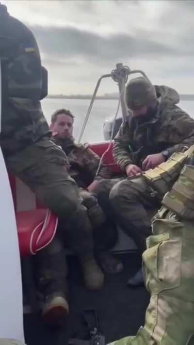 The defenders of Ukraine are true heroes. Even when injured and in pain, they continue to sing the national anthem 💙💛