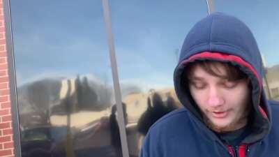 Anti-pedophile group confronts a man who allegedly wanted to meet up with an underage girl.