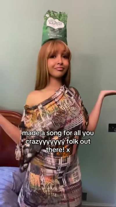 She's so crazzzzzzy! Love her!!!