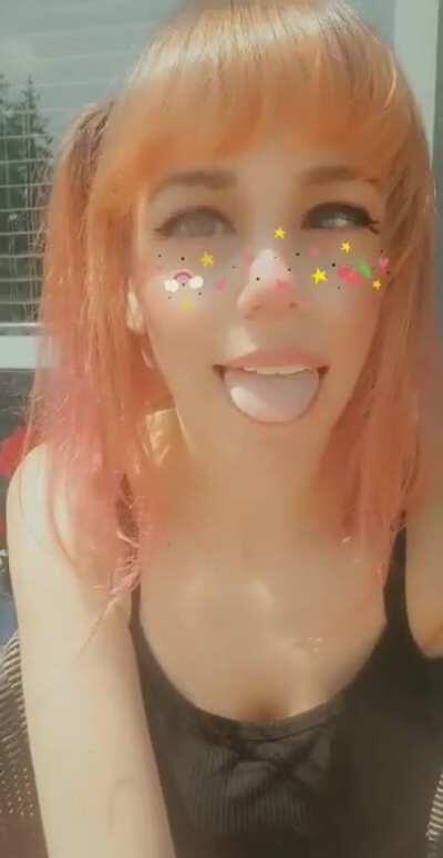 Just some cute ahegao because that's all gyfcat allows now .-.