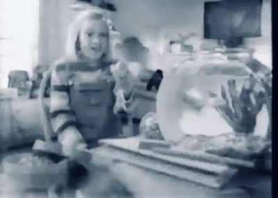 I’ve been to the vet with my TAMAGOTCHI and the vet kicked me out ! Who had one here ?