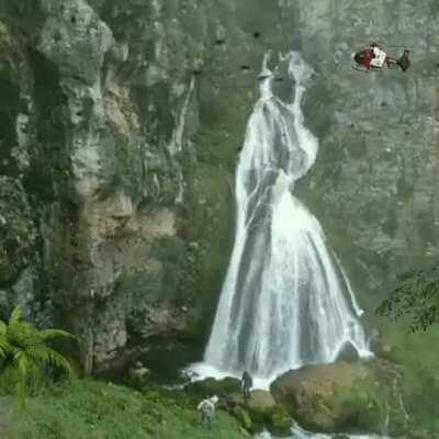 Waterfall looks like a bride in her wedding dress. Peru “Cascada La Novia”