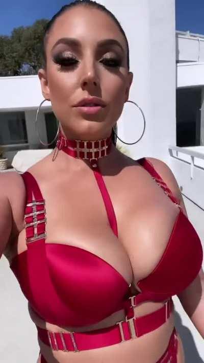 Walking on the rooftop, baby!