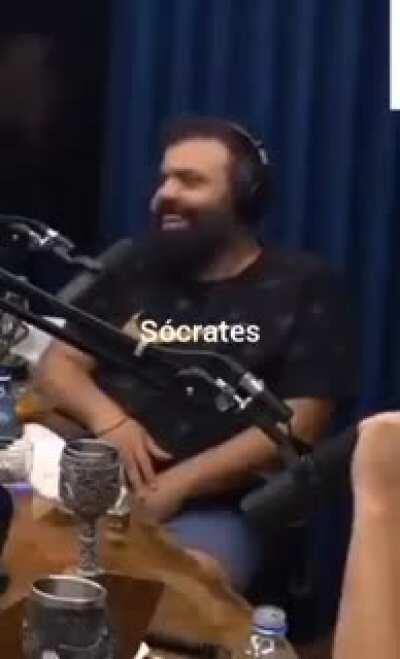 Tem mais grão de estrela na terra do que areia no ceu