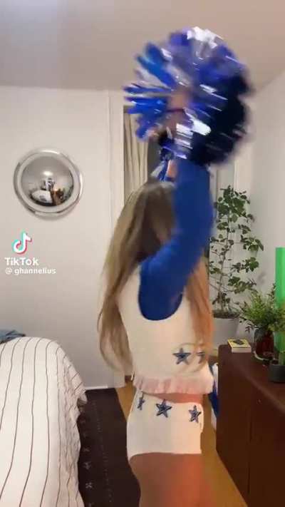 More Dallas Cowboys Cheerleader (Bloopers)