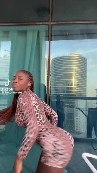 Slim thick 😮‍💨