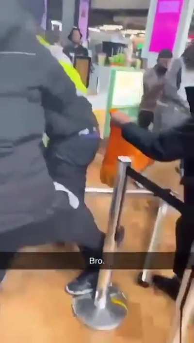 London security fighting roadman