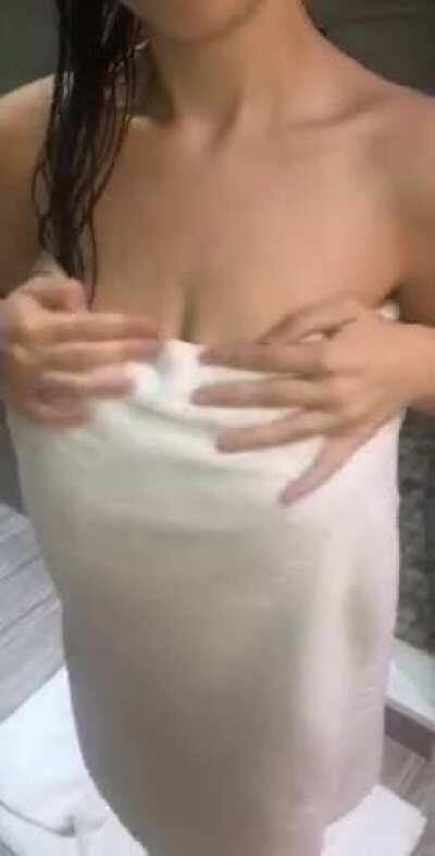 Last post of my 20th year 🥰 [OC]