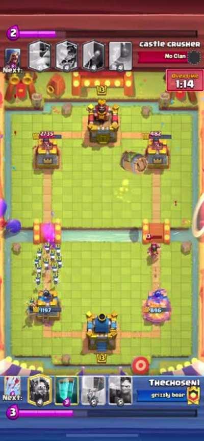 I've never seen / knew this could happen?? (happened to a clanmate) 😲