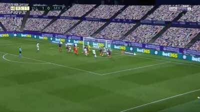 Gol do goleiro do Sevilla no último lance