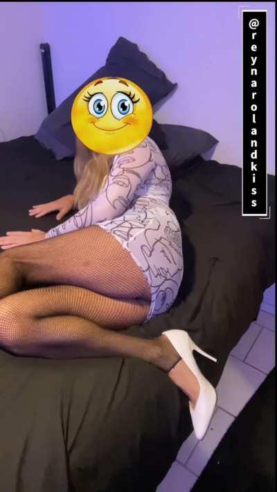 Life’s been so busy that my slut time has been close to none! Does this make up for it a little? I hope so! 💋 